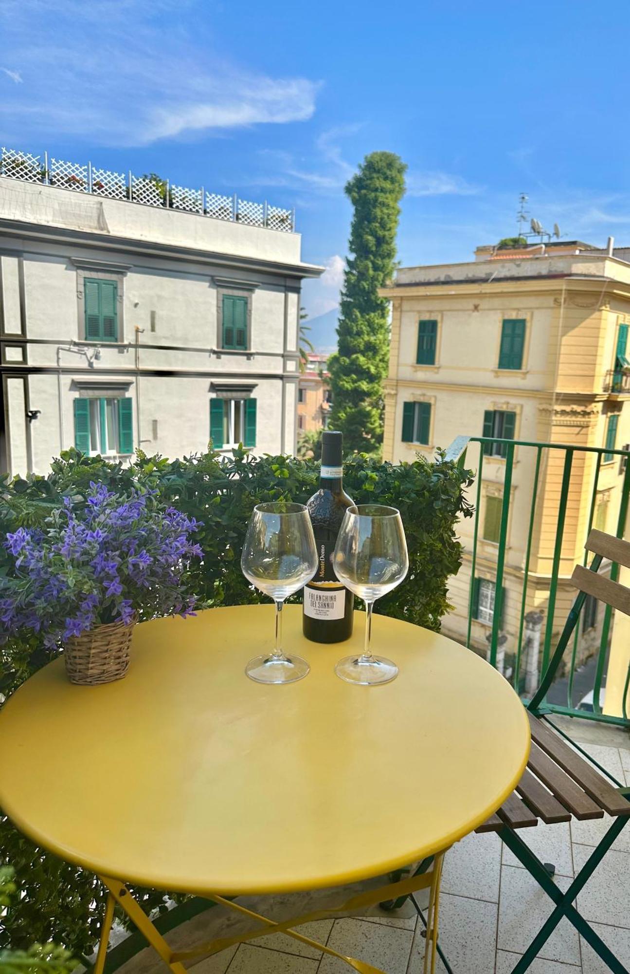 Materdei Apartments Napoli Eksteriør billede